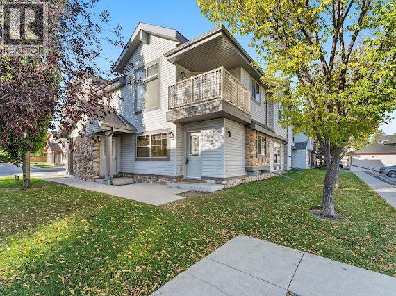 8 Everridge Square Sw Unit 106, Calgary, AB T2Y 5J7