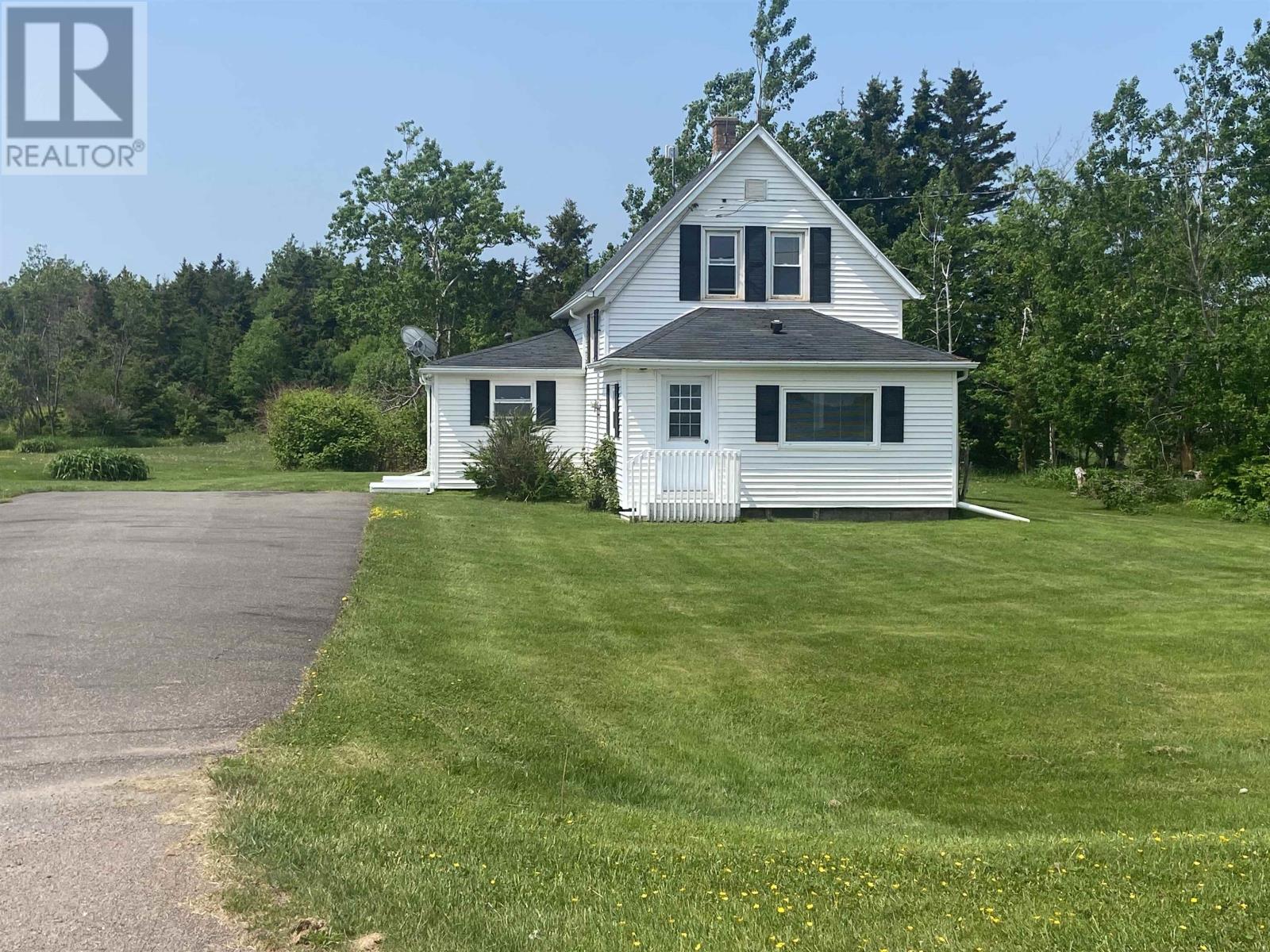485 Elmira Rd, Souris, PE C0A 2B0