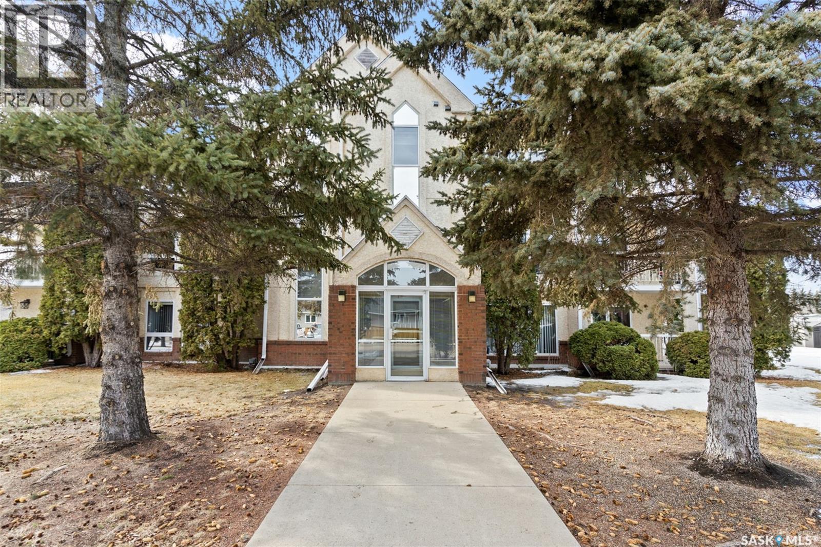 214 Ross Avenue Unit 101, Dalmeny, SK S0K 1E0