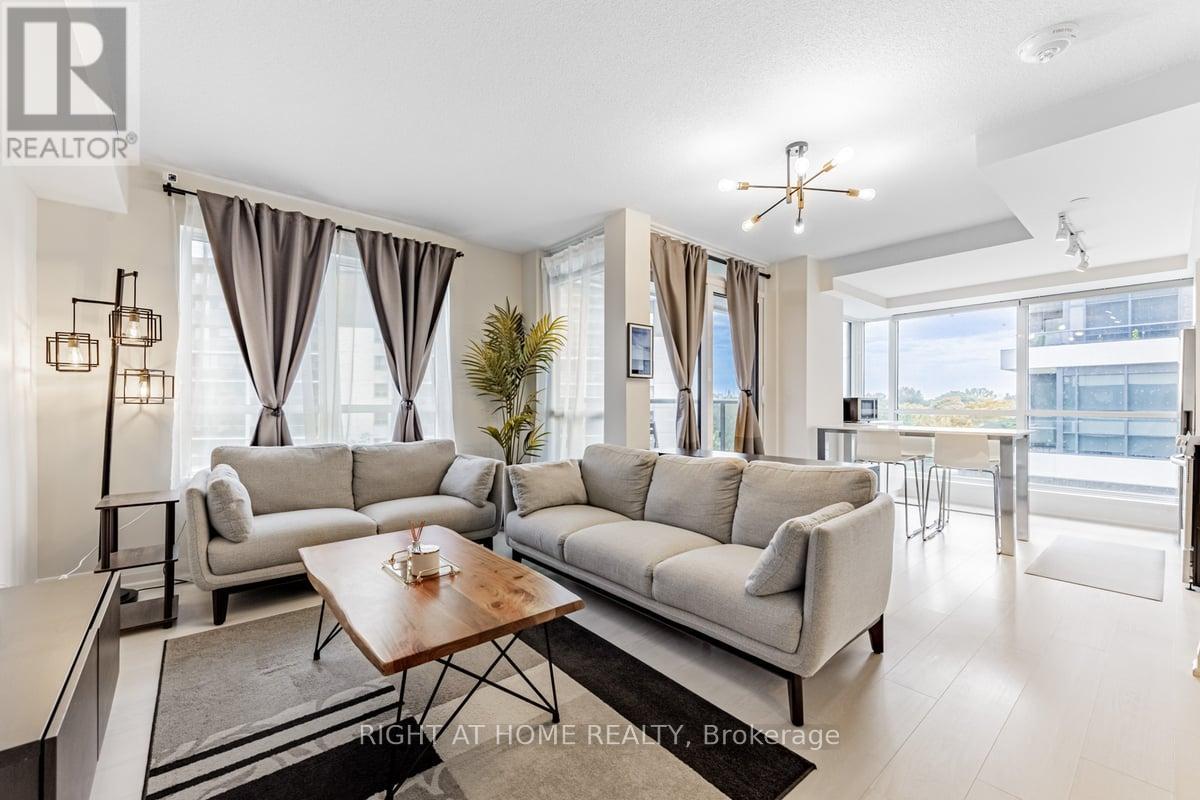 339 26 Gibbs Rd, Toronto, ON M9B 0E3