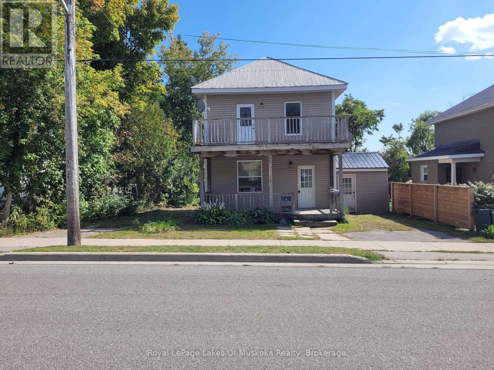 227 Nottawasaga St, Orillia, ON L3V 3K2