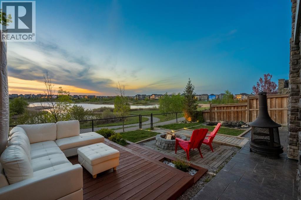 24 Masters Ct SE, Calgary, AB T3M 2B8