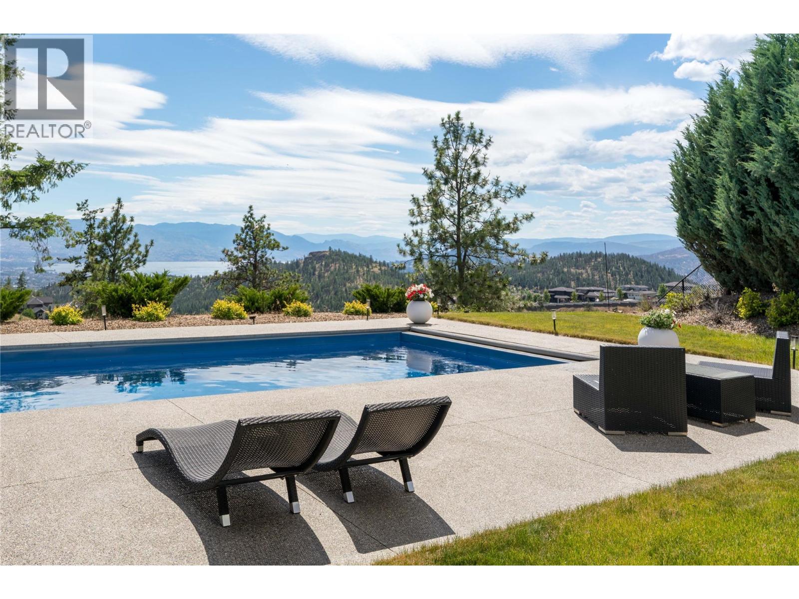 172 Skyland Dr, Kelowna, BC V1V 3A1