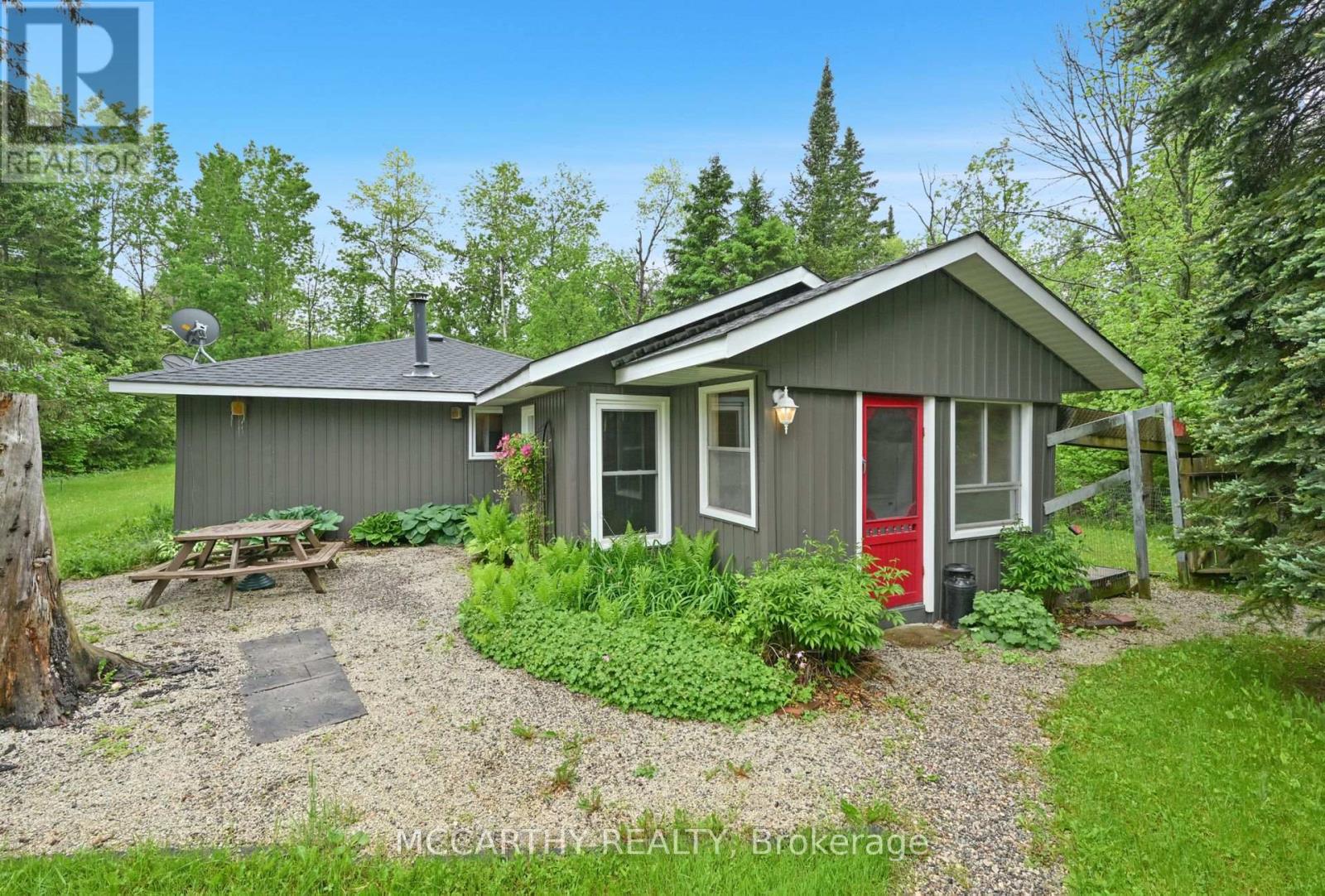 606095 River Rd, Mulmur, ON L9V 0S9