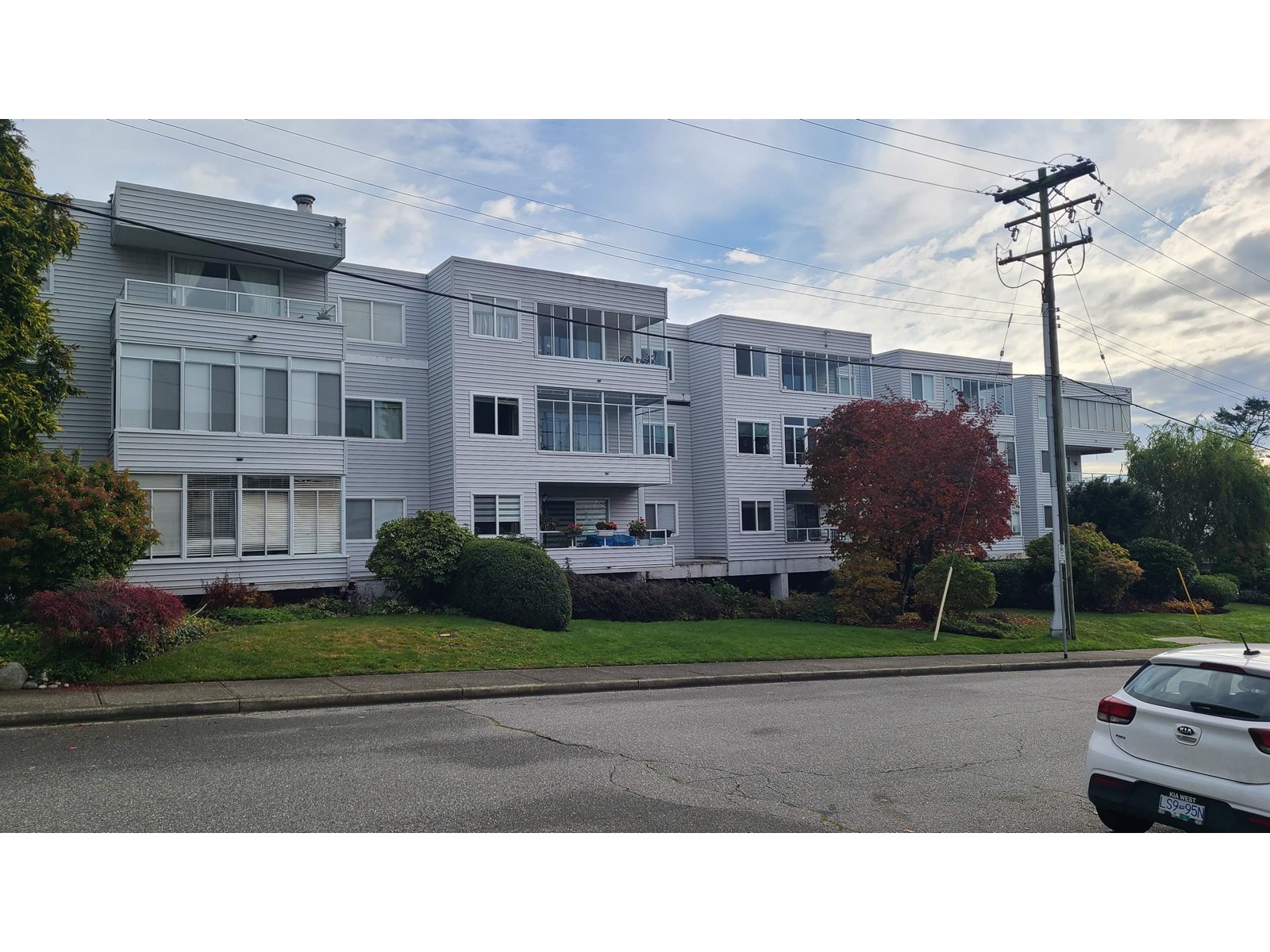 1354 Winter Street Unit 306, White Rock, BC V4B 3Y1