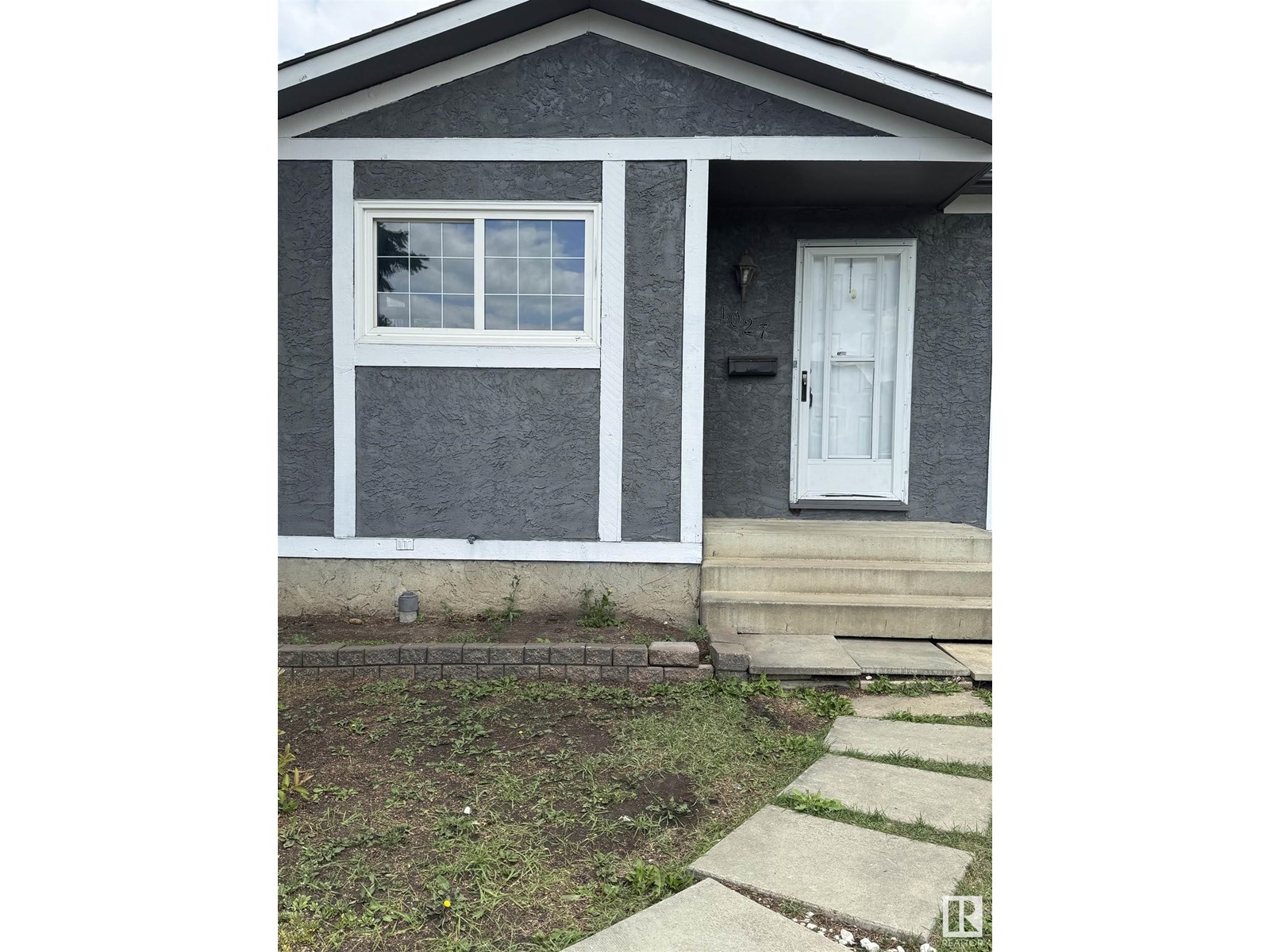 61 St Nw Unit 1027, Edmonton, AB T6L 3W2
