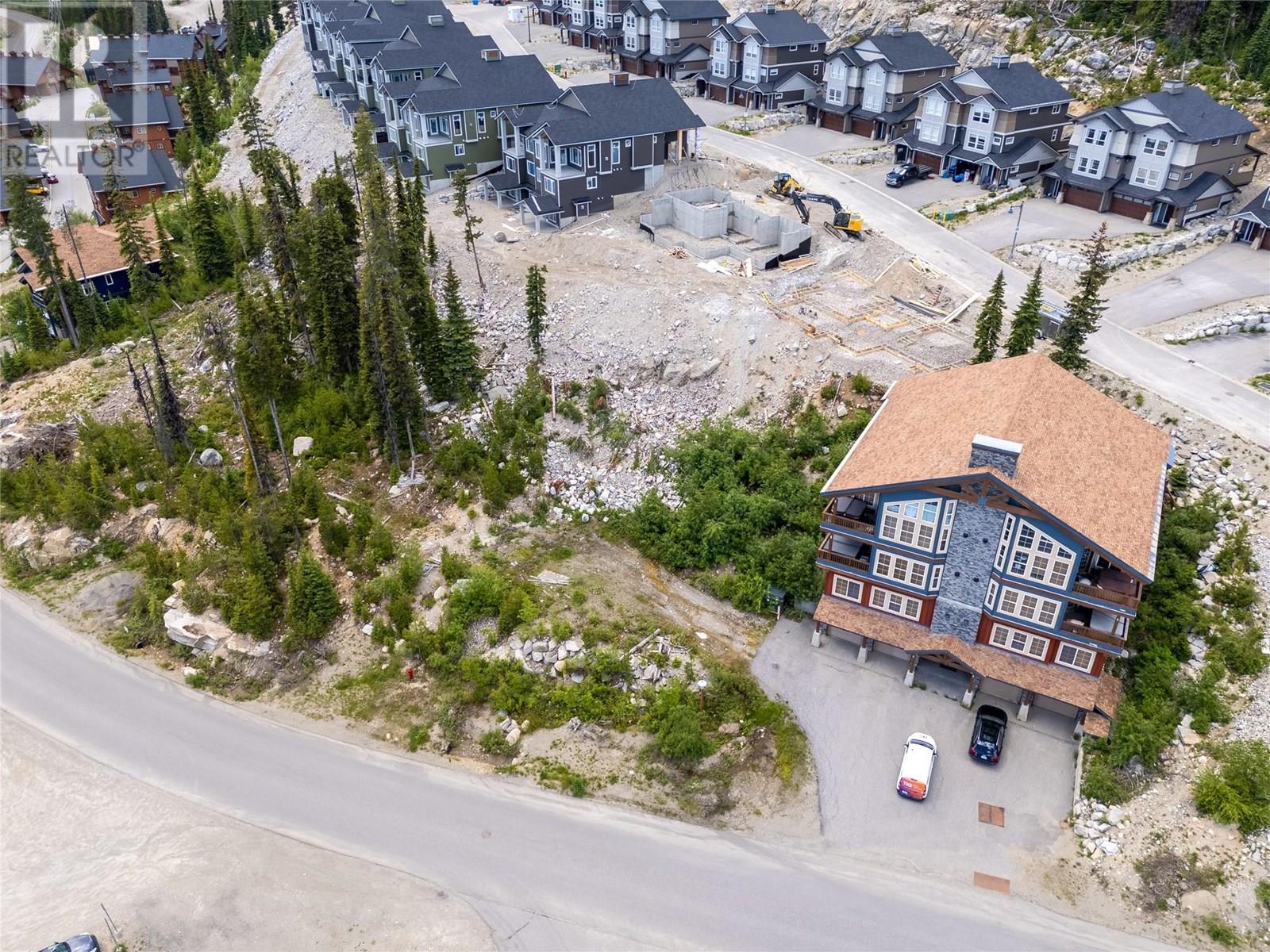 5850 Snow Pines Way, Big White, BC V1P 1P3