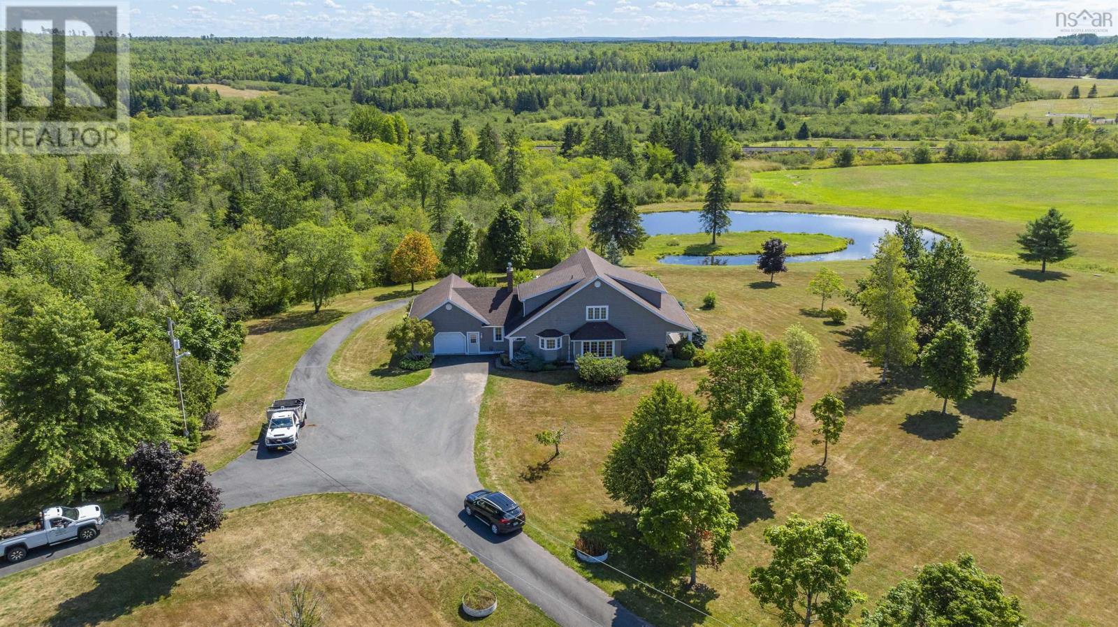 1335 Highway 2, Brentwood, NS B0N 1C0