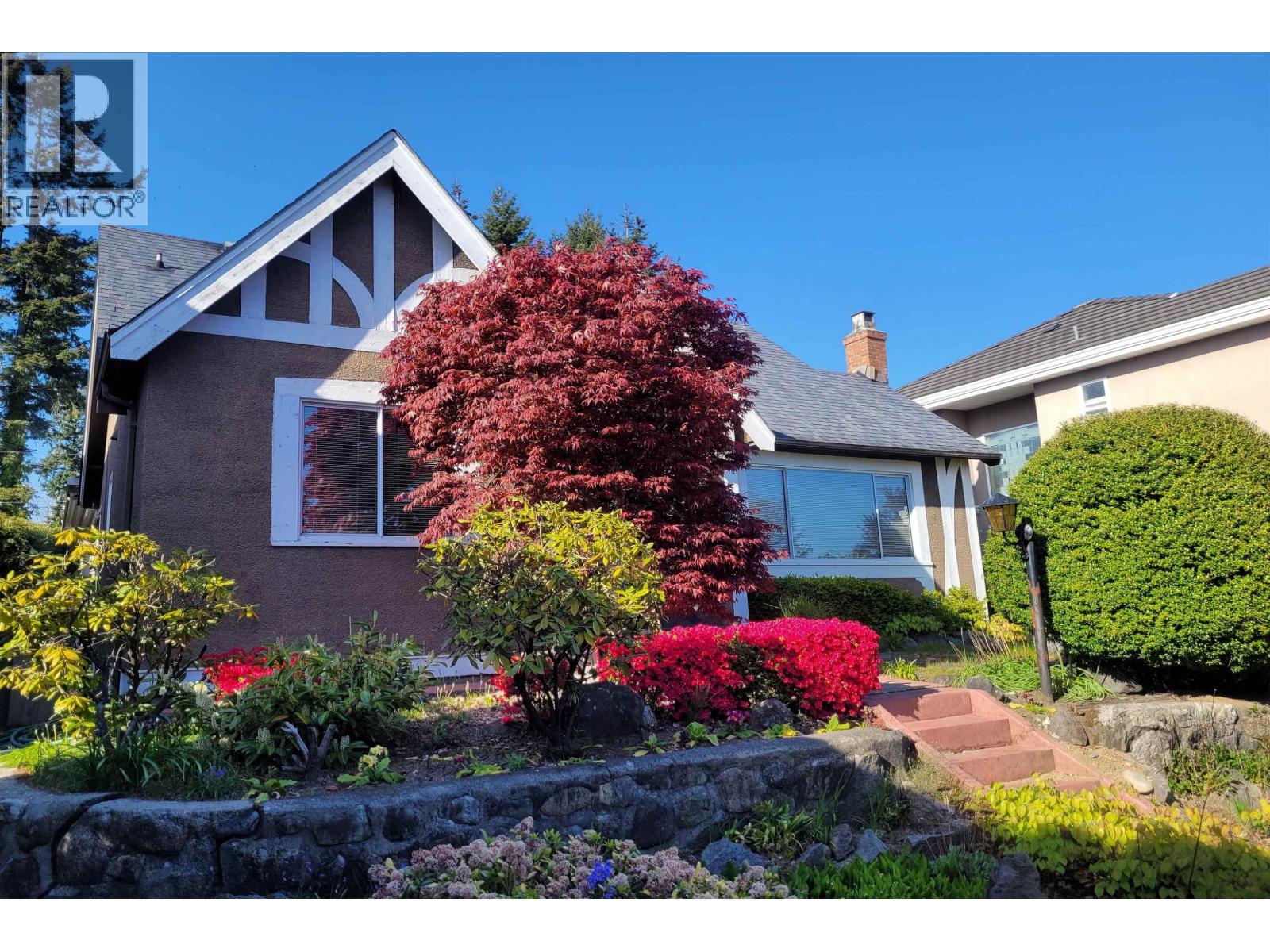 1467 W 58th Ave, Vancouver, BC V6P 1W4