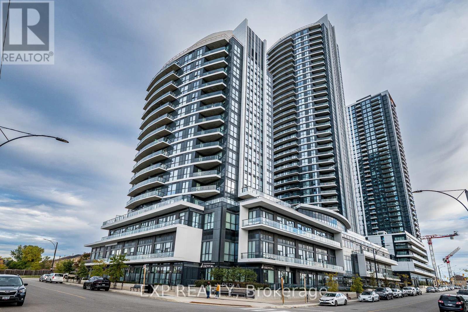 605 65 Watergarden Dr, Mississauga, ON L5R 0G9