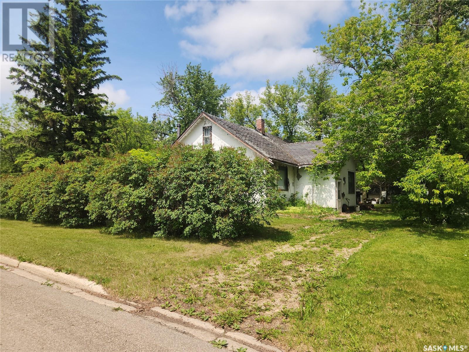 901 106 Avenue, Tisdale, SK S0E 1T0
