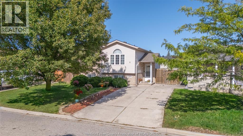 3580 Klondike Ave, Windsor, ON N8W 5T2