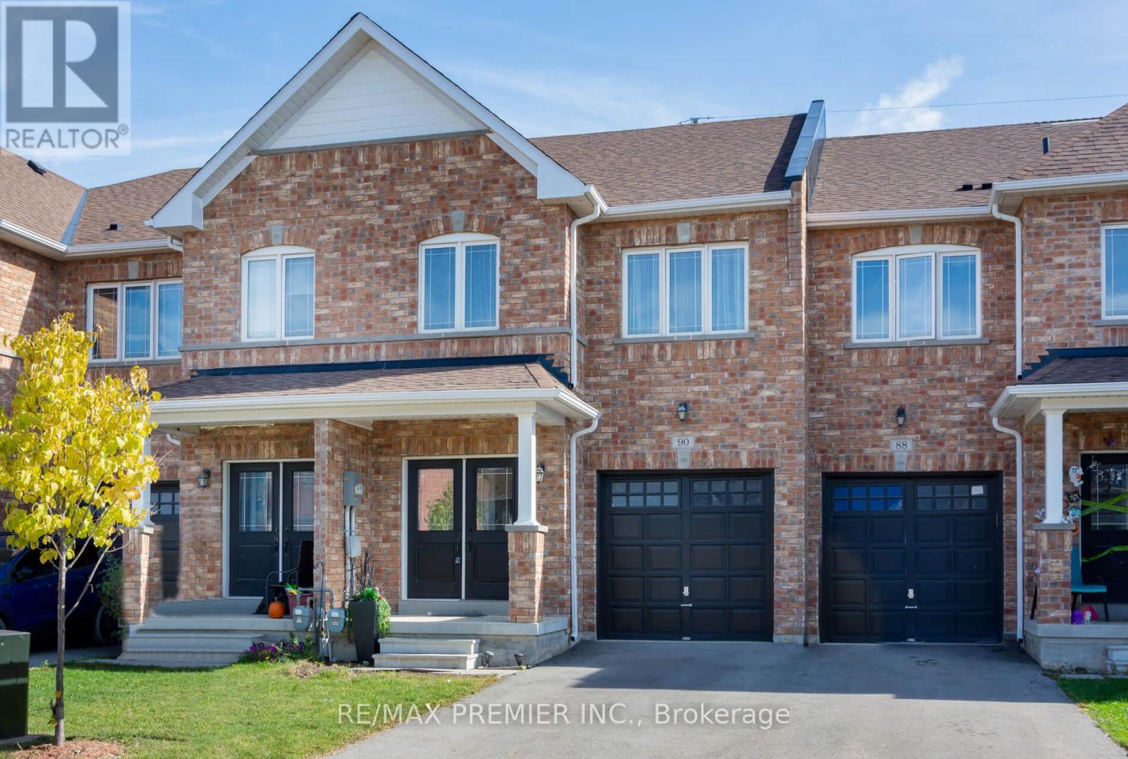 90 Palace St, Thorold, ON L2V 0J6