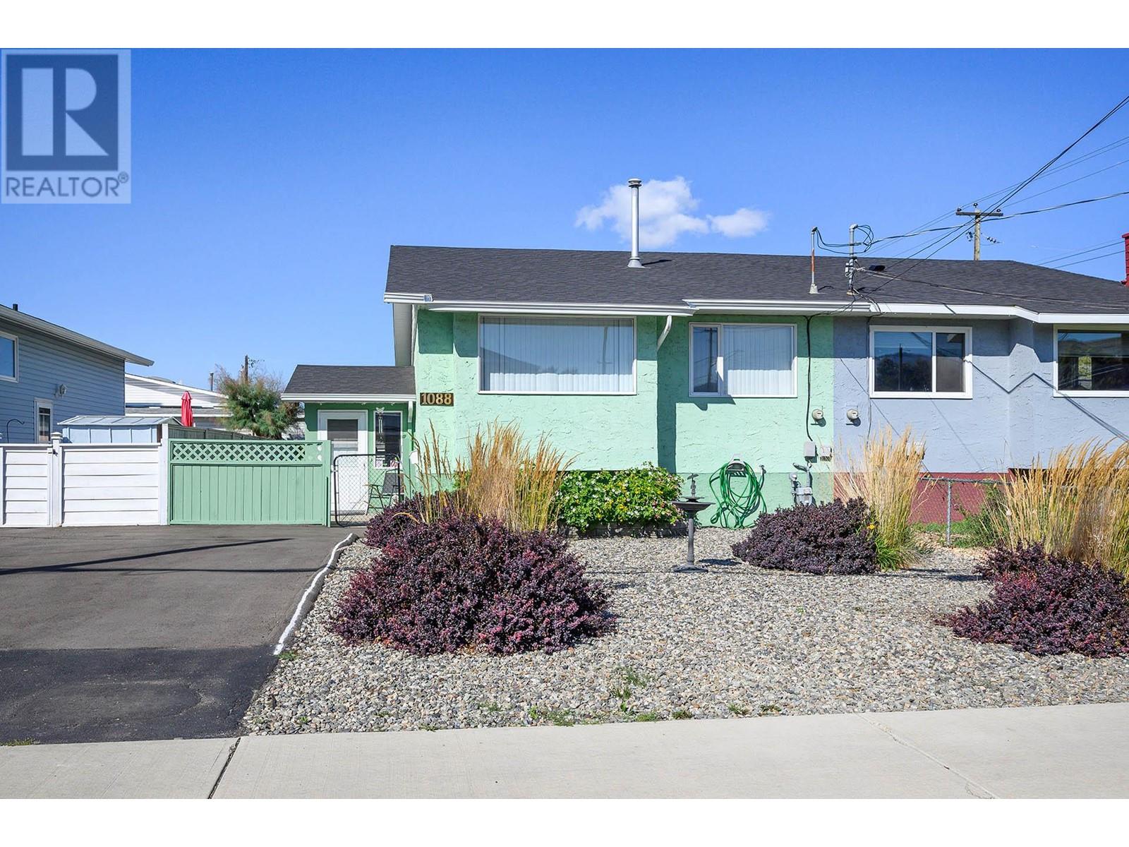 1088 Windbreak St, Kamloops, BC V2B 5P9