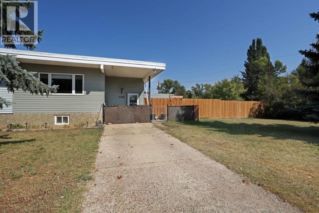 1008 2 Avenue West #a, Brooks, AB T1R 0C3