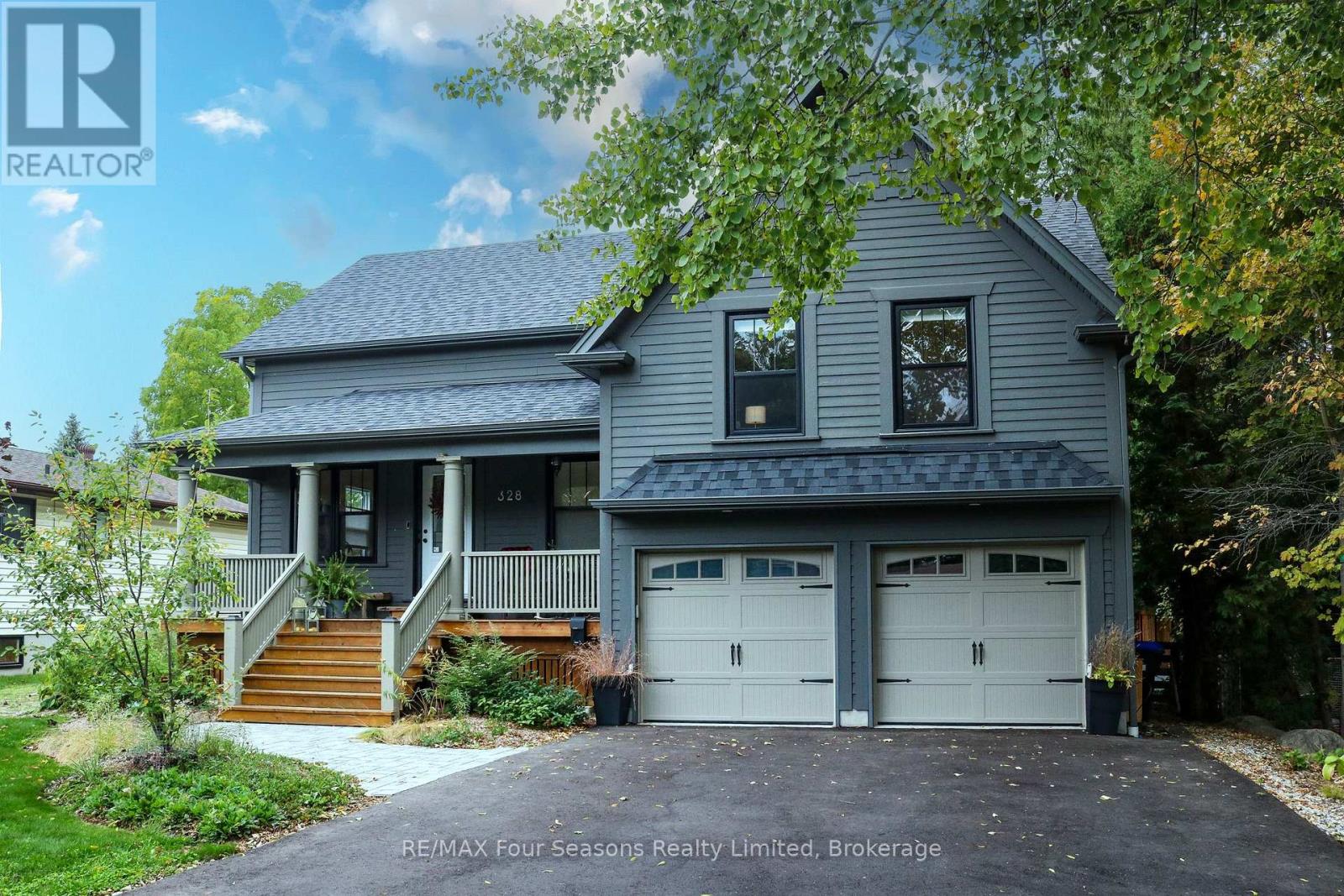 328 Walnut St, Collingwood, ON L9Y 3C8