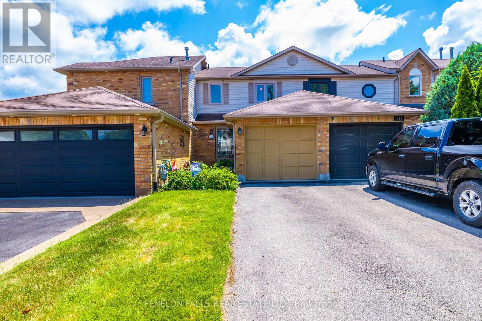 1247 Huron Ct, Innisfil, ON L9S 1X5