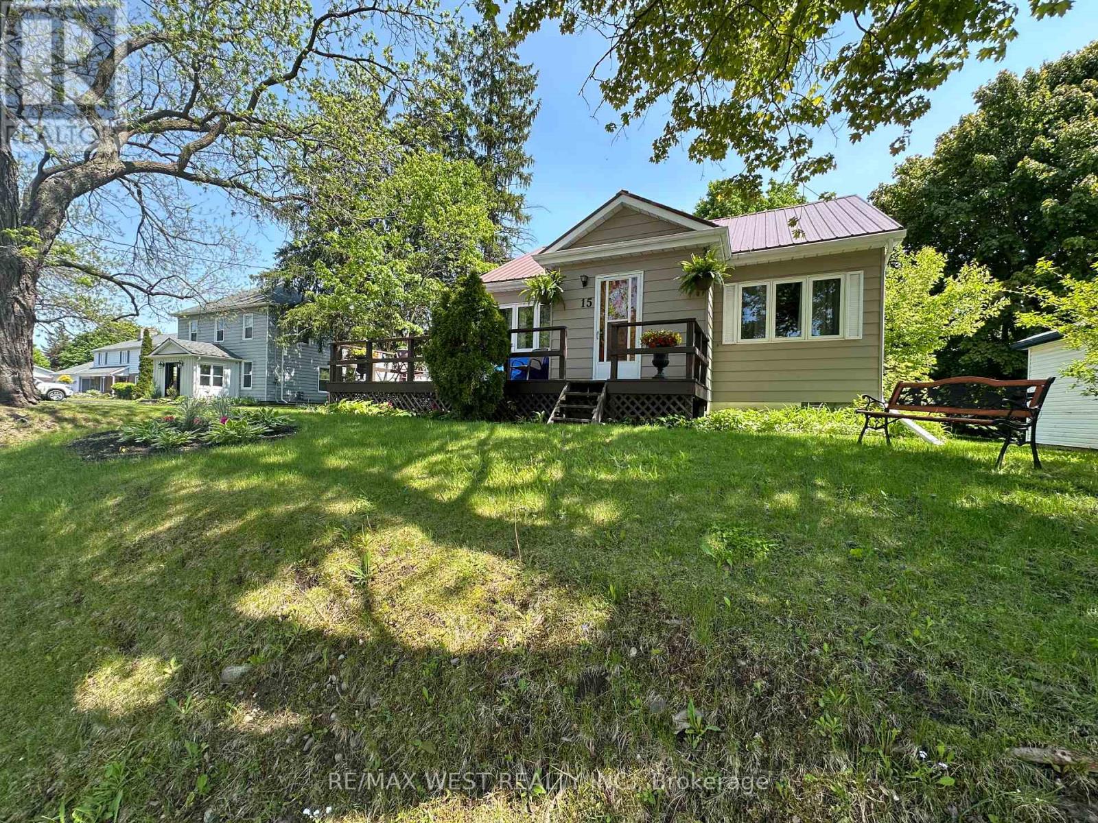 15 Millwood Rd, Erin, ON N0B 1T0