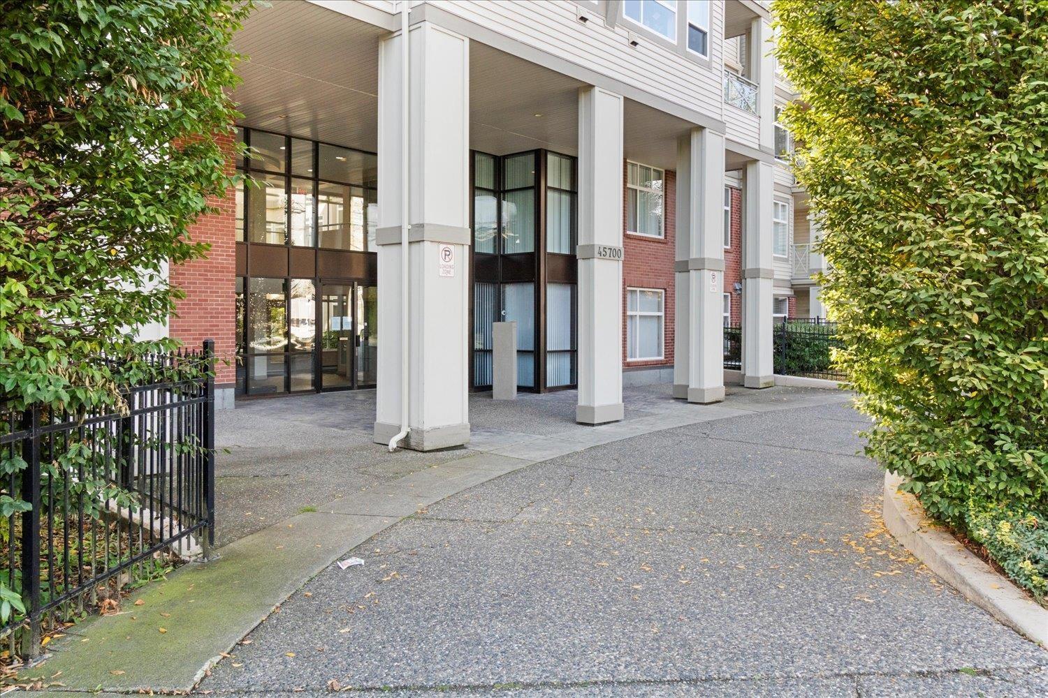 45700 Wellington Avenuechilliwack Proper West Unit 205, Chilliwack, BC V2P 2E4