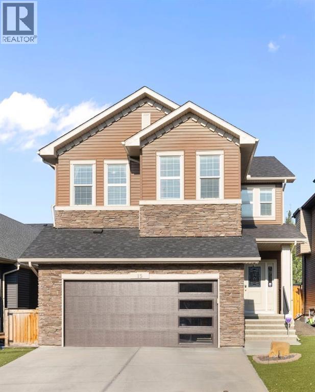 15 Nolanshire Cres NW, Calgary, AB T3R 0P7