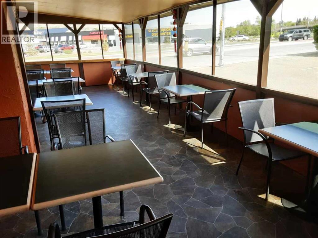 67-71 Bridge St, Drumheller, AB T0J 0Y0