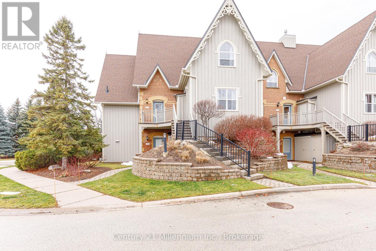 120 184 Snowbridge Way, The Blue Mountains, ON L9Y 0V1