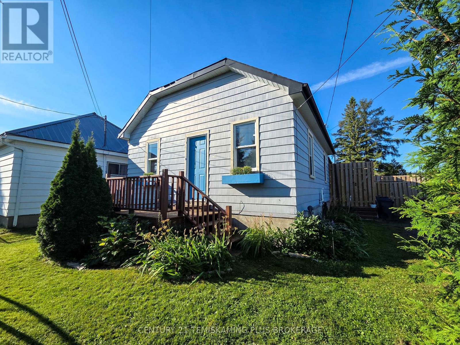 218 Haliburton Ave W, Temiskaming Shores, ON P0J 1P0