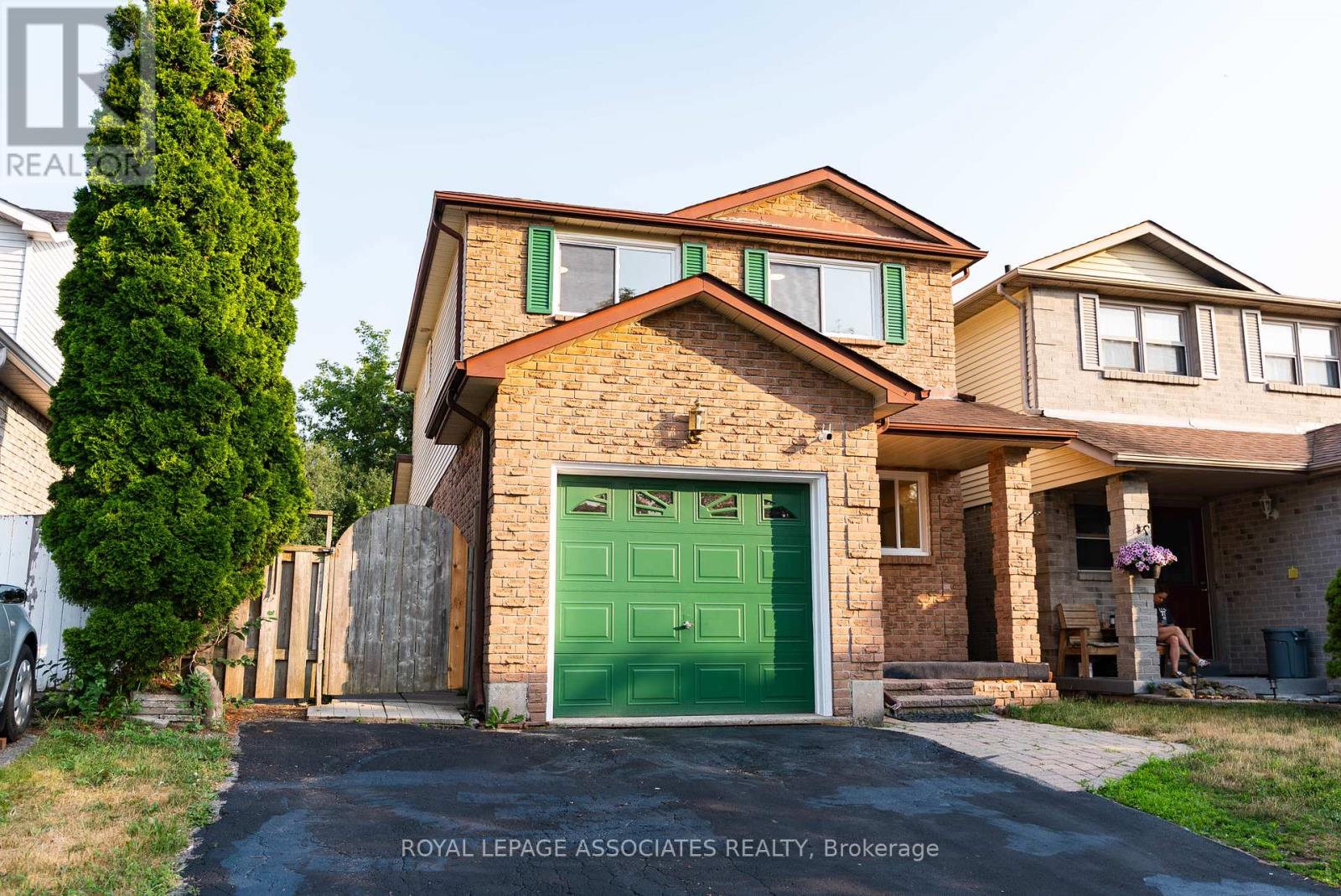 1553 Norwill Cres, Oshawa, ON L1G 7V1