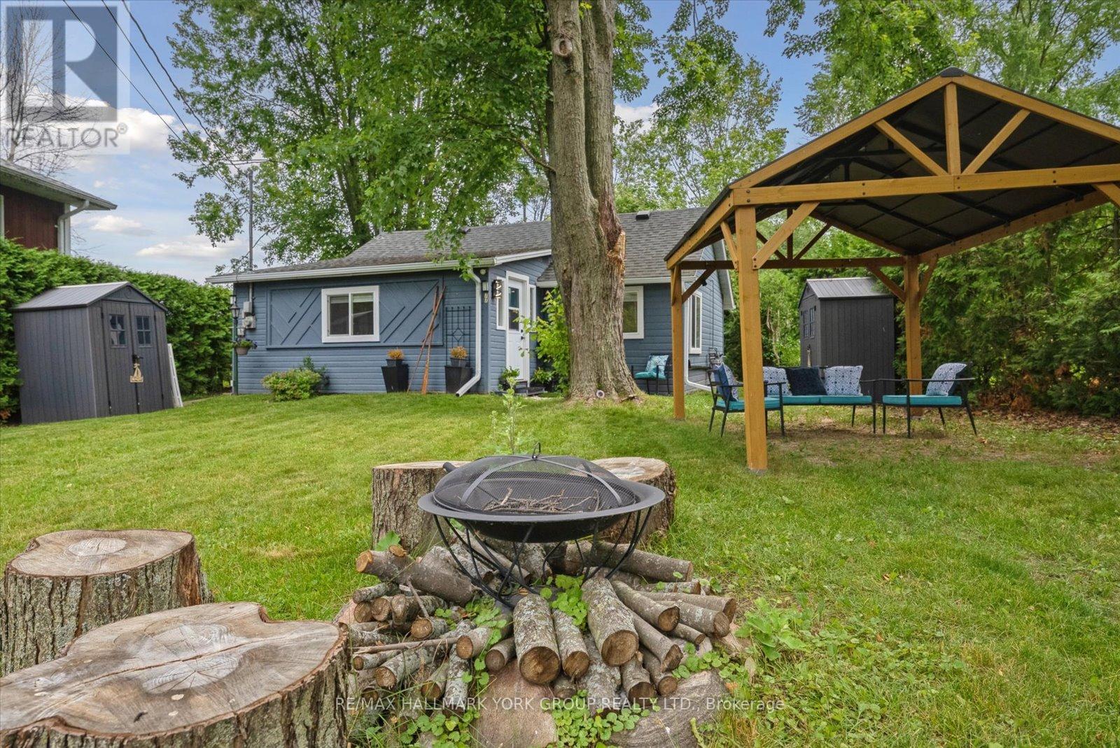 77 Blue Heron Dr, Georgina, ON L0E 1N0
