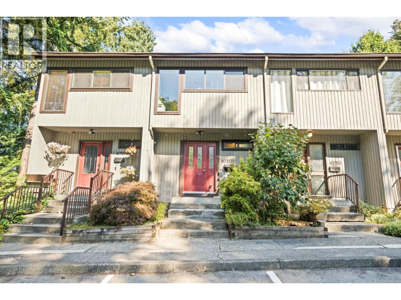 4707 Cedarglen Pl, Burnaby, BC V5G 4B6