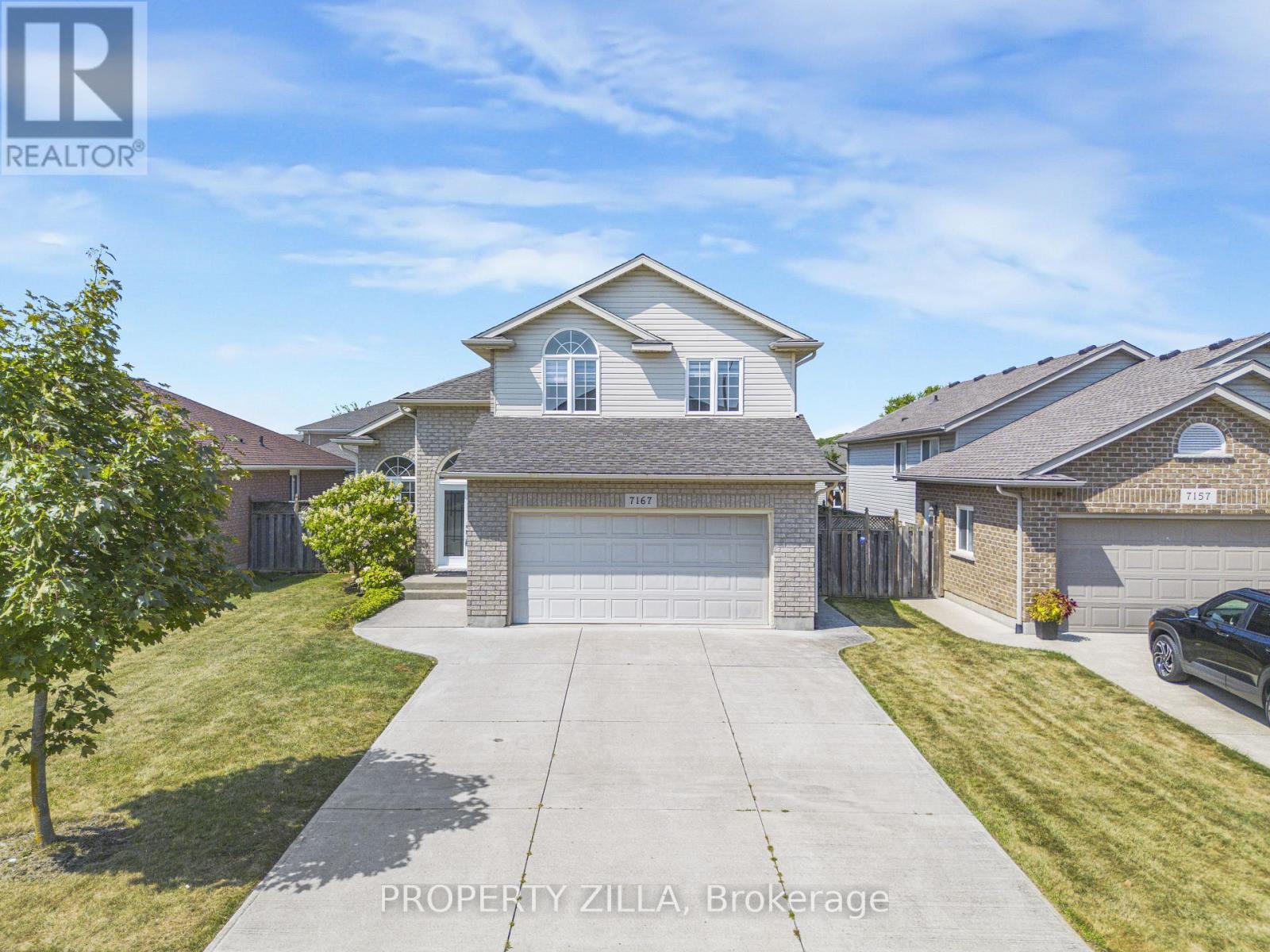 7167 St Michael Ave, Niagara Falls, ON L2H 3N5