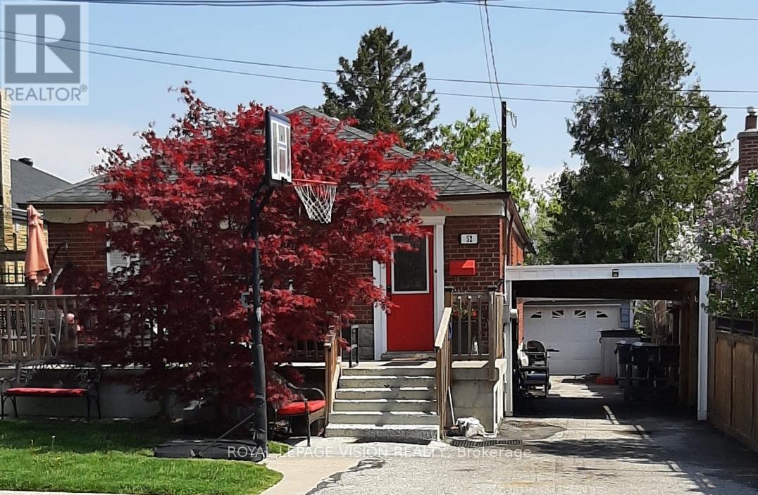 52 Ellendale Dr, Toronto, ON M1P 1N5