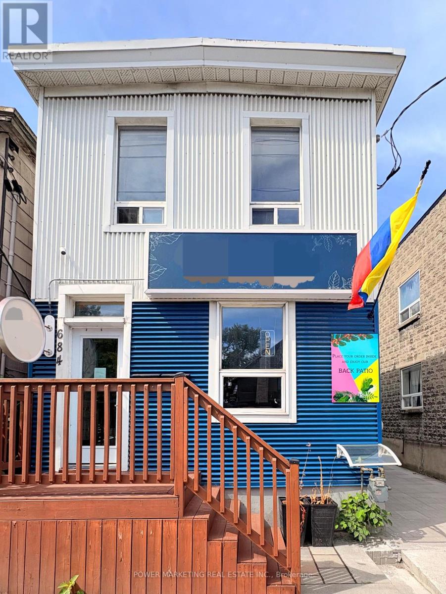 684 Bronson Ave, Ottawa, ON K1S 4E9