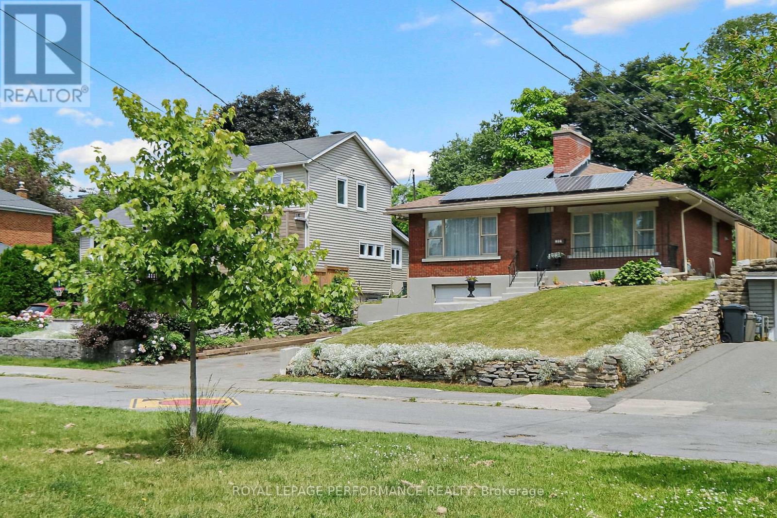 181 Northwestern Ave, Ottawa, ON K1Y 0M1