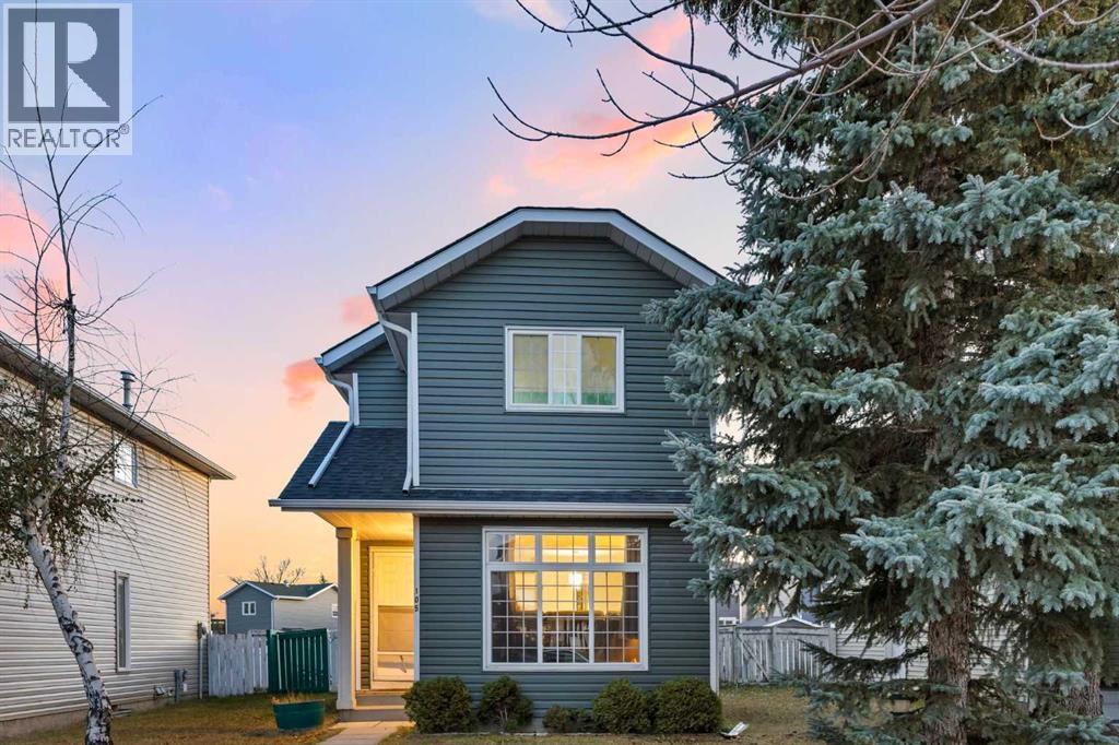 105 Taradale Dr NE, Calgary, AB T3J 3E4