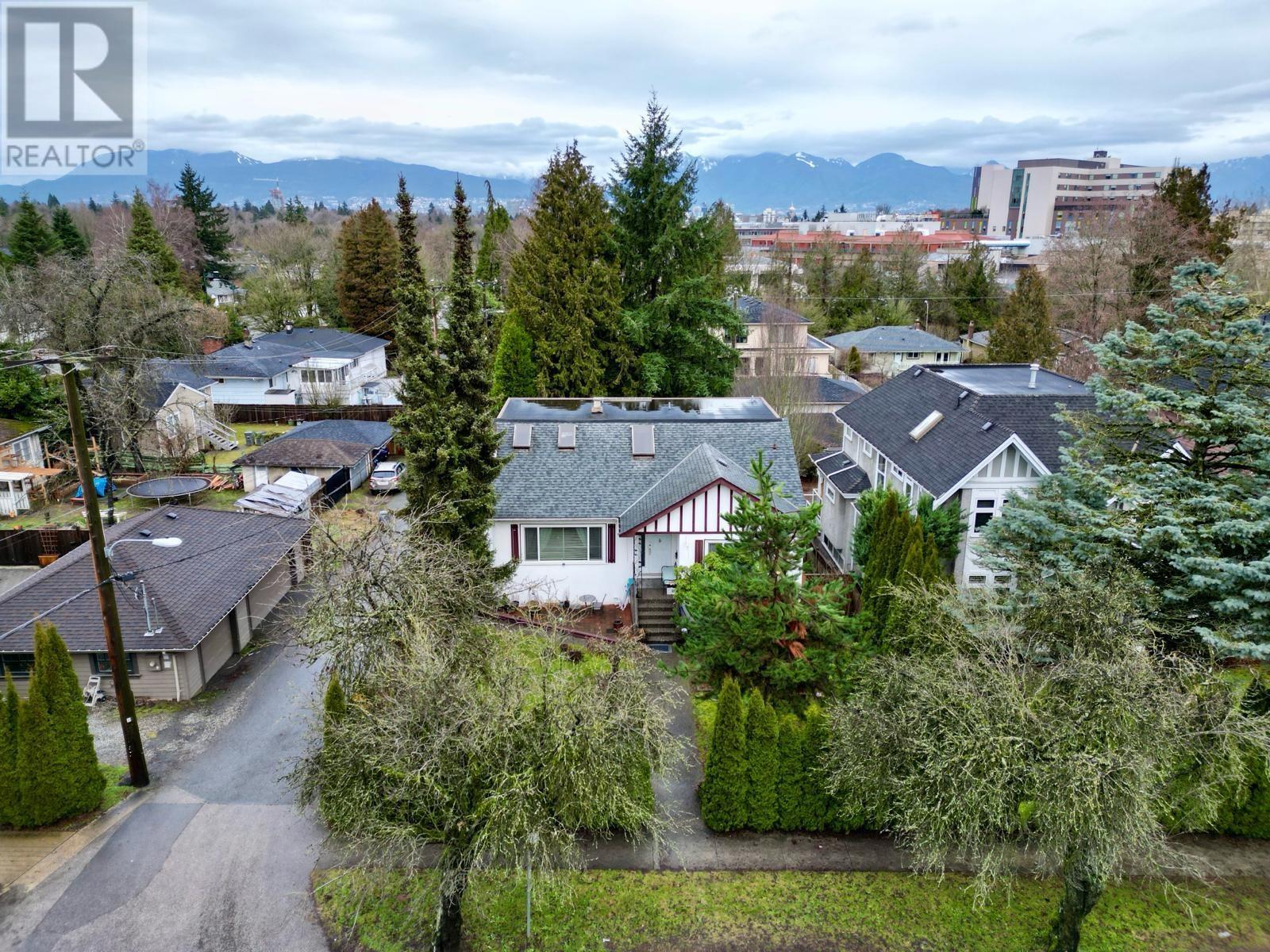 985 W 33rd Ave, Vancouver, BC V5Z 2K6