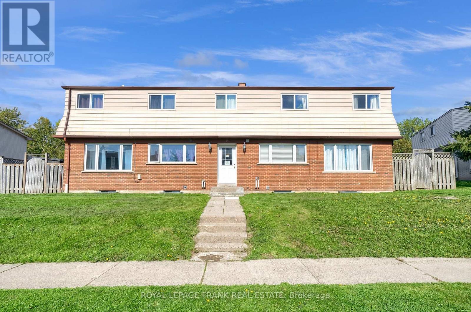 377 Linden St, Oshawa, ON L1H 6R6