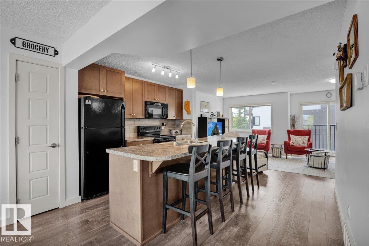 33 St Nw Unit 1628 #a, Edmonton, AB T6T 0Y1