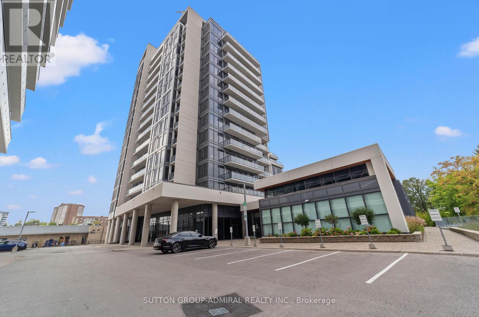 916 9618 Yonge St, Richmond Hill, ON L4C 1V6