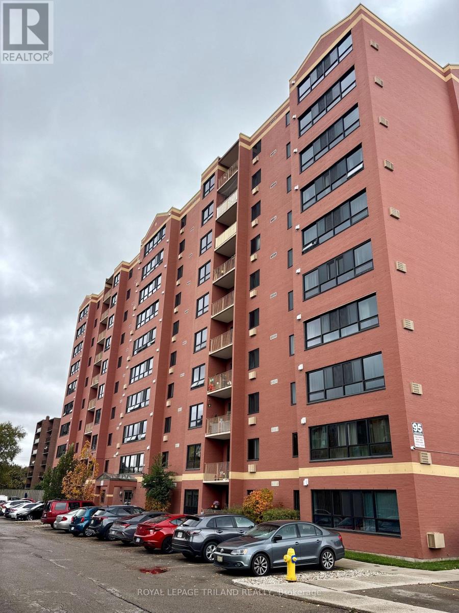 507 95 Baseline Rd W, London, ON N6J 4X3