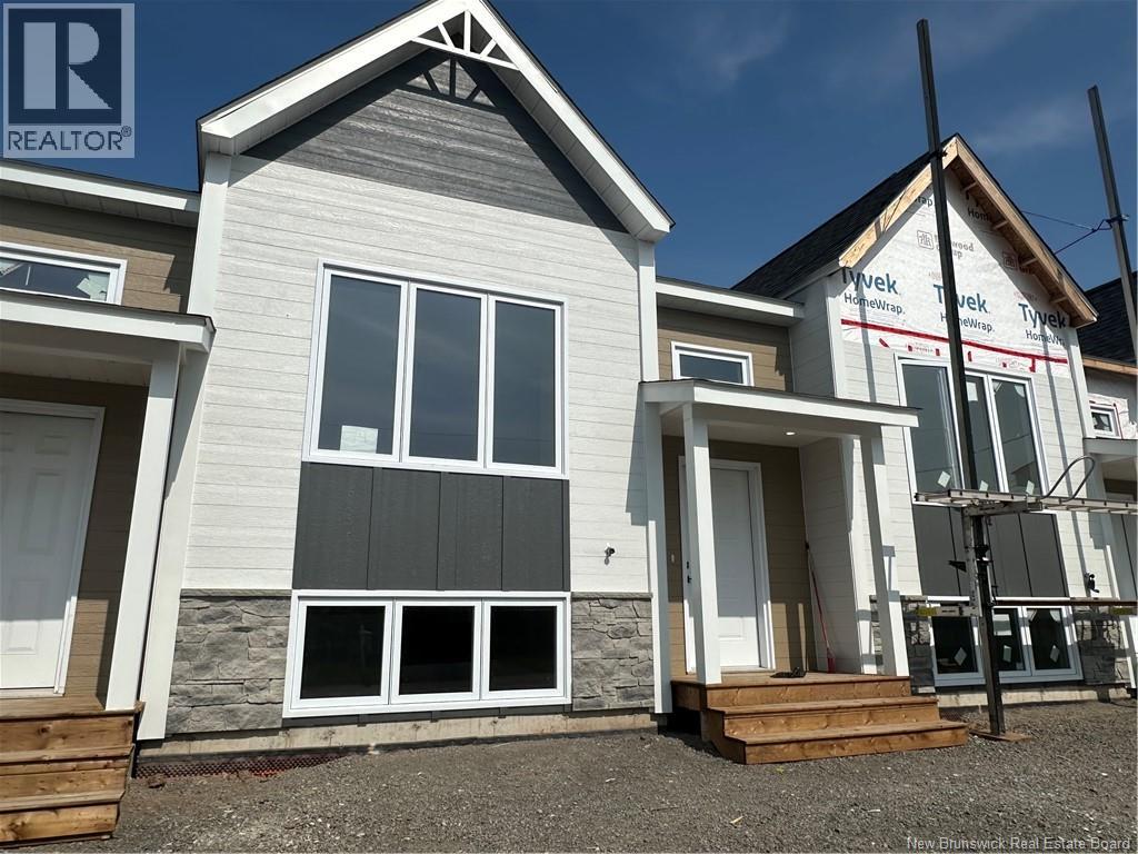 76 Warner St, Moncton, NB E1A 9X1