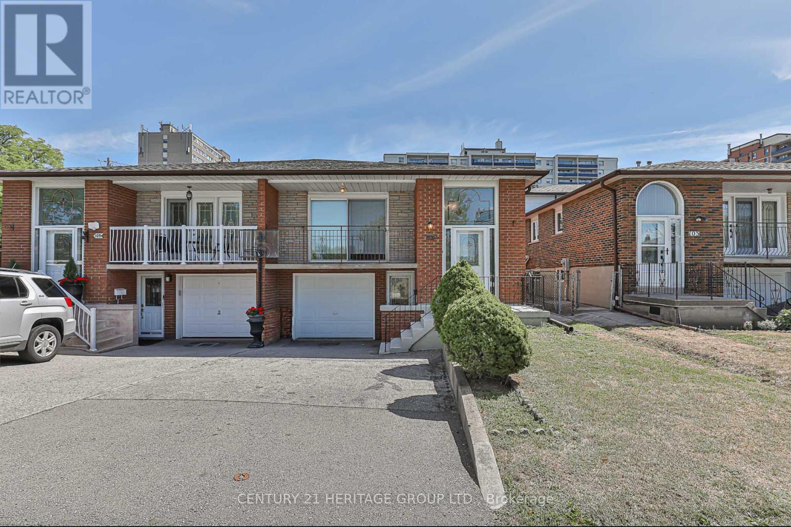 107 Hazelnut Cres, Toronto Pleasant View, ON M2J 4W4