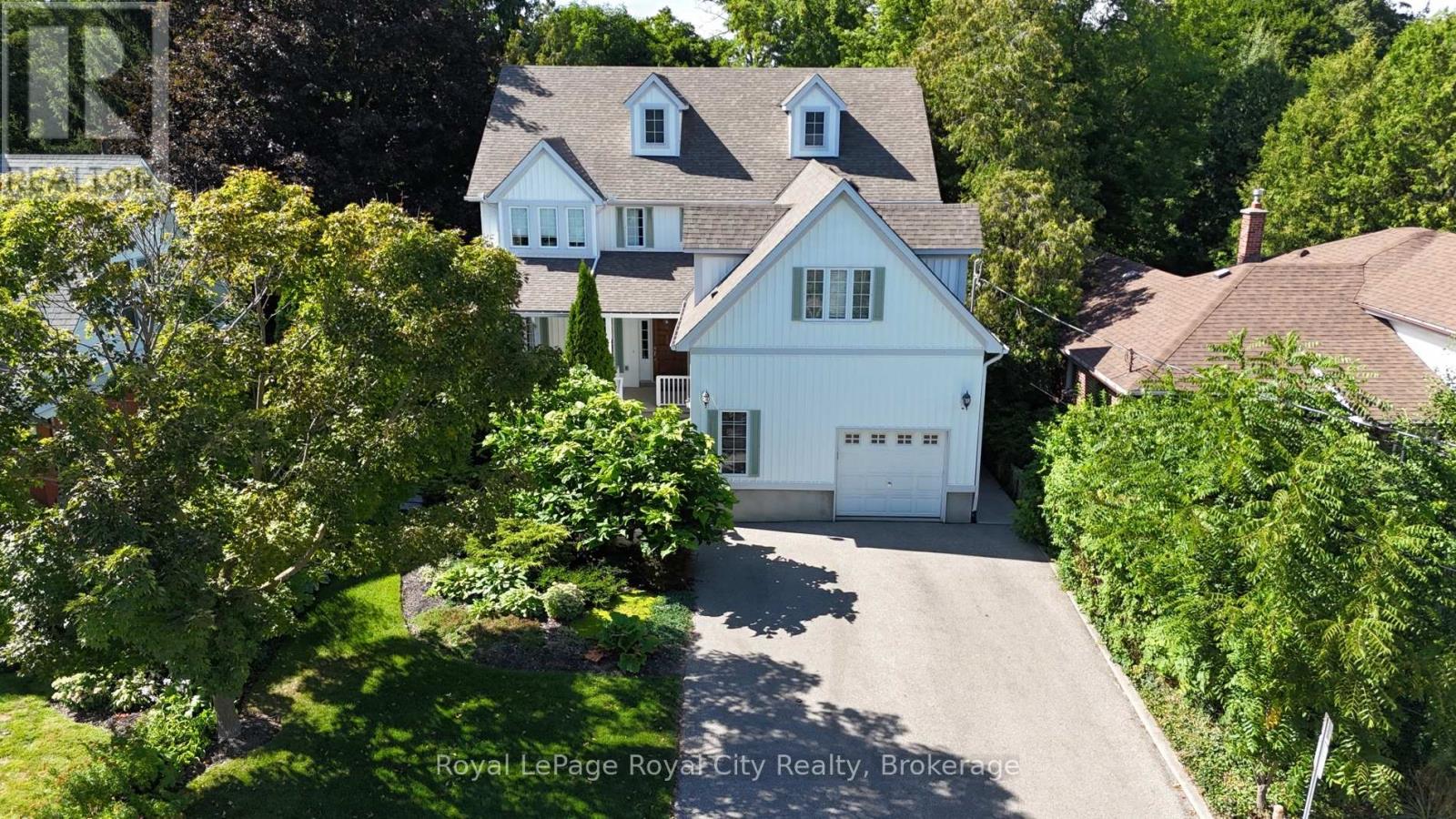 168 Palmer St, Guelph, ON N1E 2R6