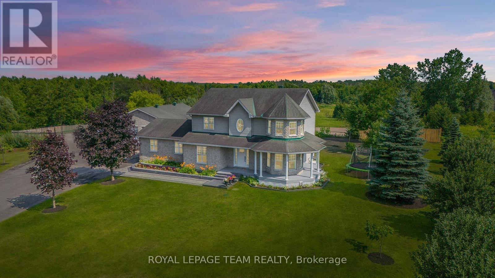 7474 Mitch Owens Rd, Ottawa, ON K0A 1V0
