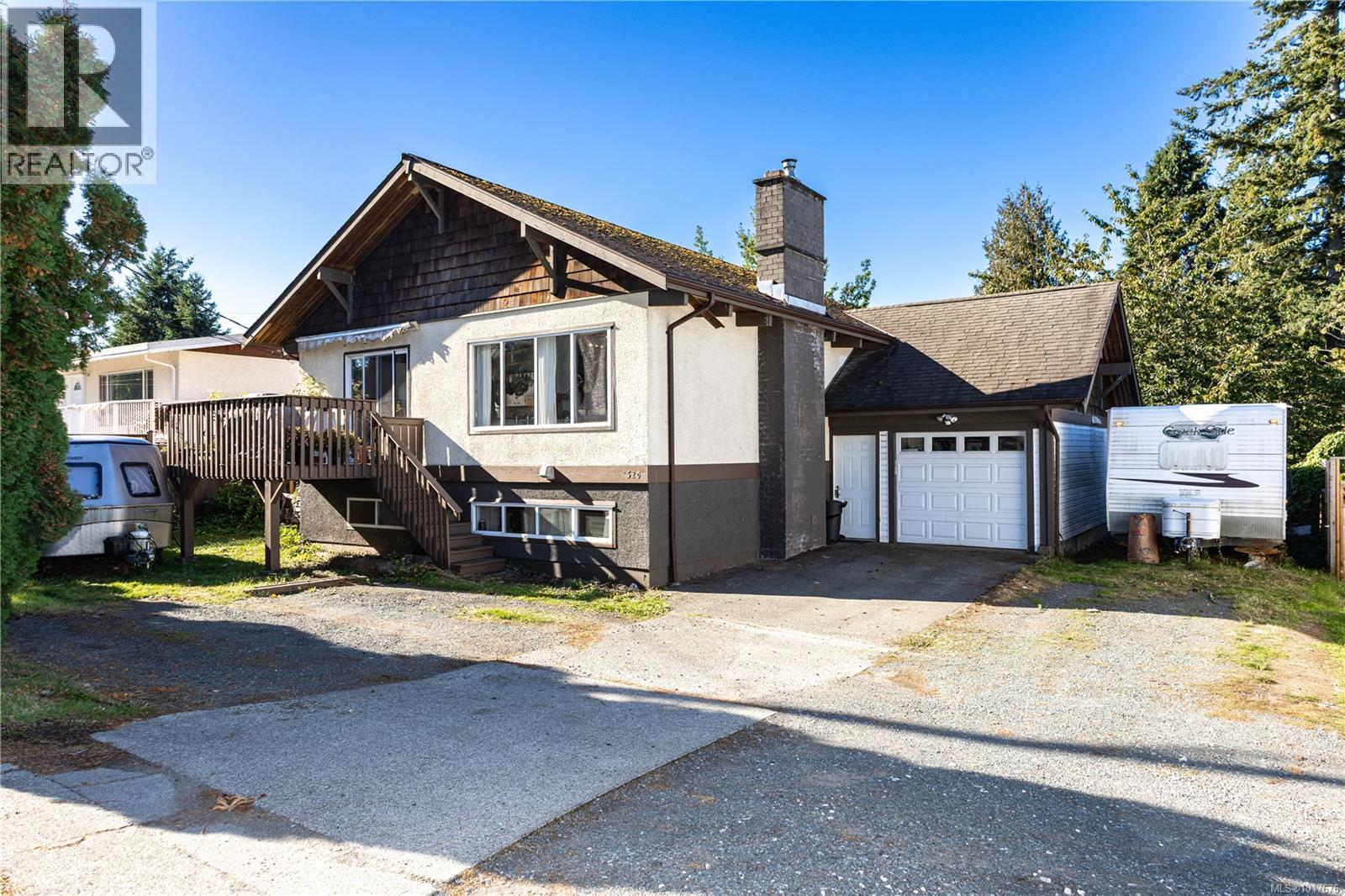 520 Dogwood St, Campbell River, BC V9W 2Y5