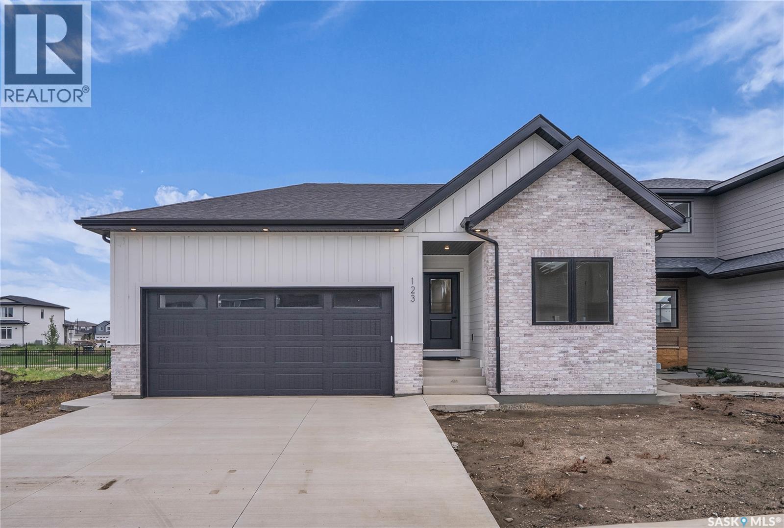 123 Katz Ave, Saskatoon, SK S7V 1S9