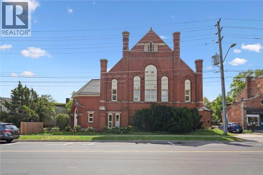 200 Woolwich Street Unit 204, Guelph, ON N1H 3V7