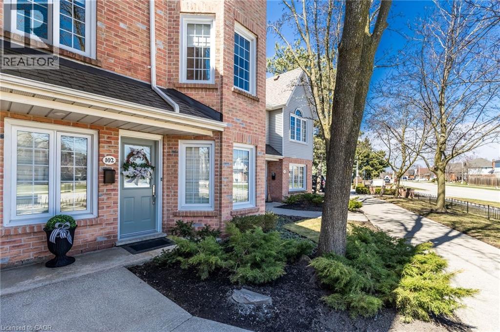 2110 Cleaver Avenue Unit 102, Burlington, ON L7M 3Z3