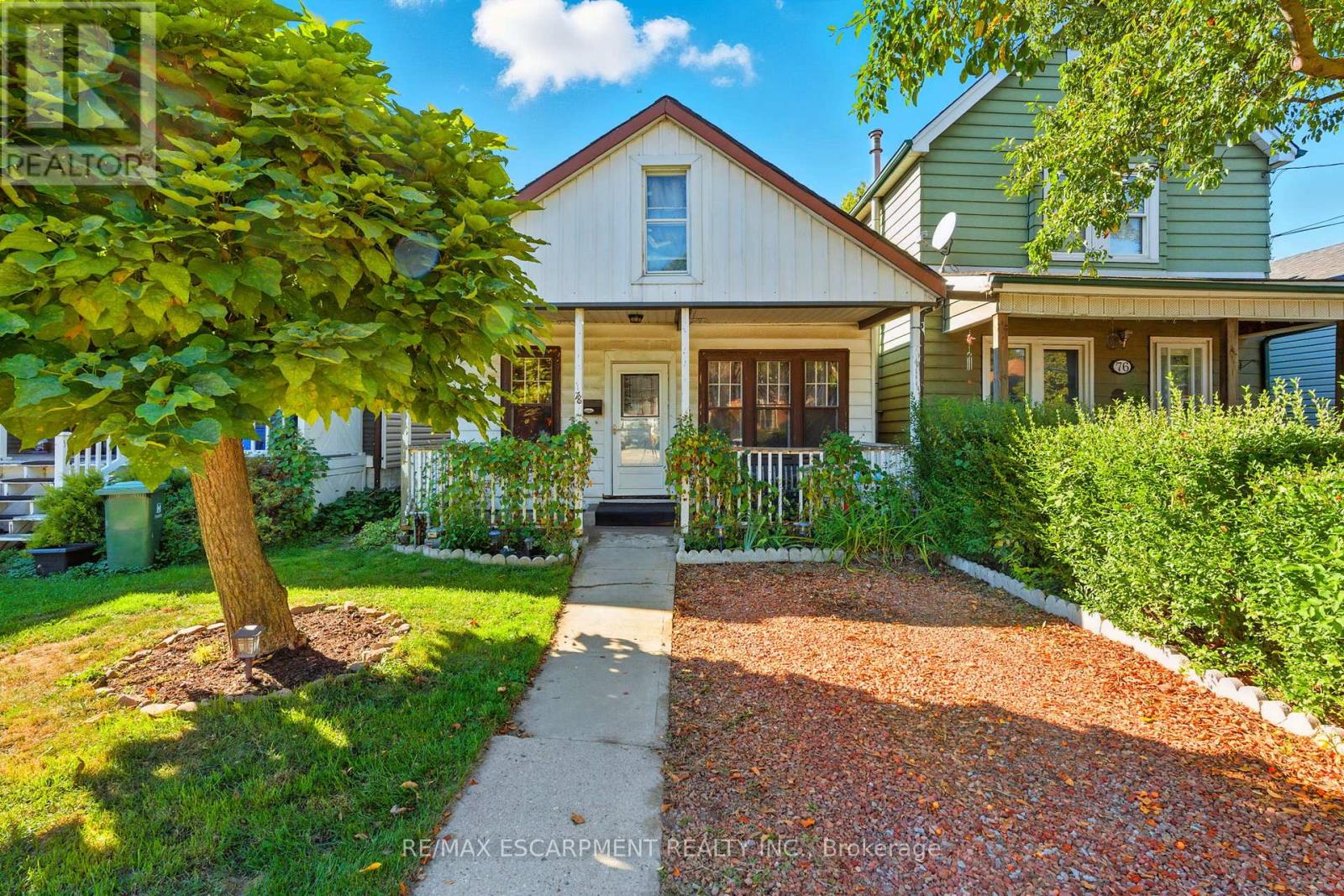 78 E 23rd St, Hamilton, ON L8V 2W8