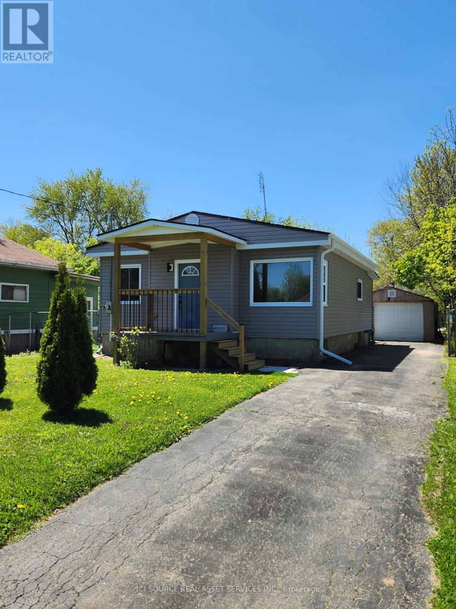 40 Merigold St, St. Catharines, ON L2S 2N5